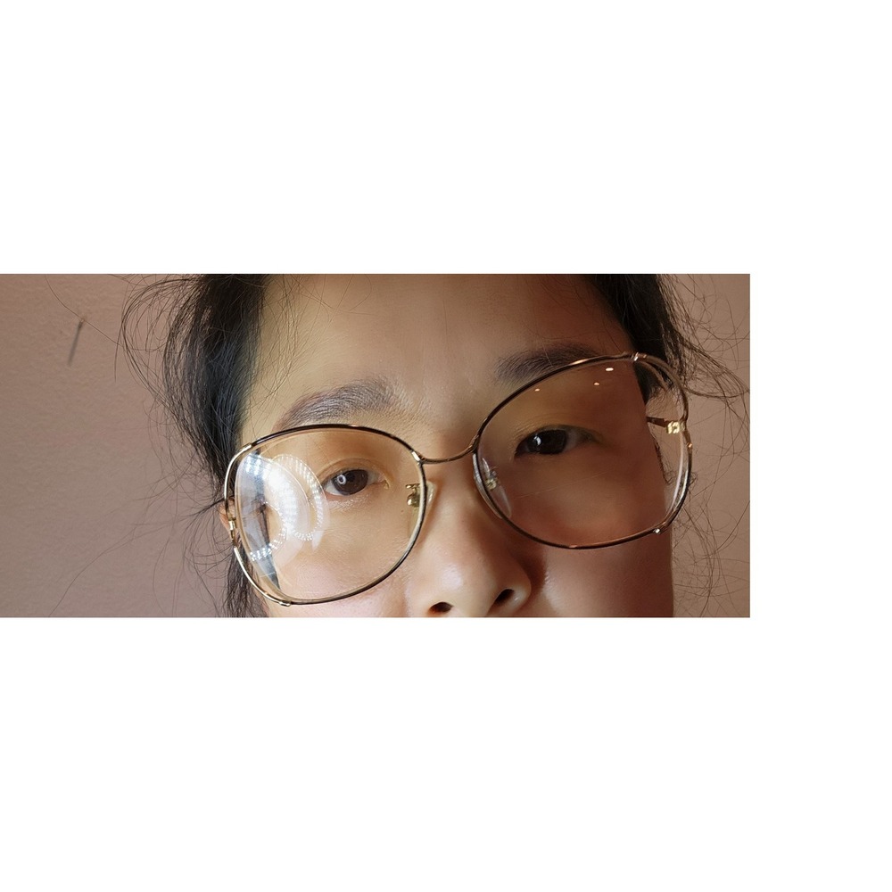 Vintage Tura MOD 423 BBN Gold Oval Eyeglasses Frame Made in Japan
80s oversized - Picture 2 of 14